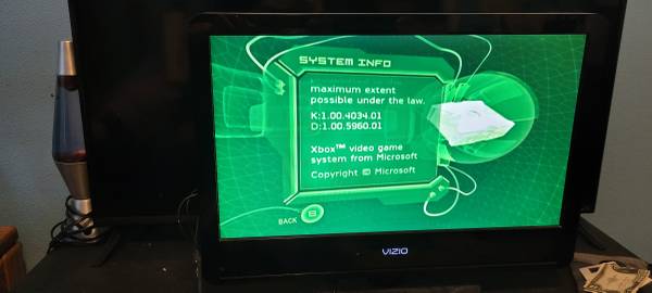Original Xbox 2 controllers and 30 games - $15063470989947267121