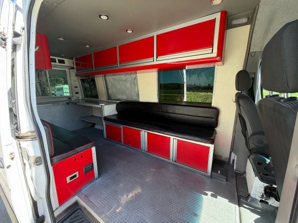 2013 Mercedes Benz Sprinter - Photo 10