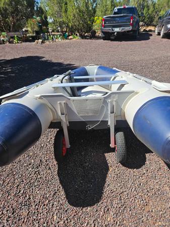Infaltable boat / dinghy 1