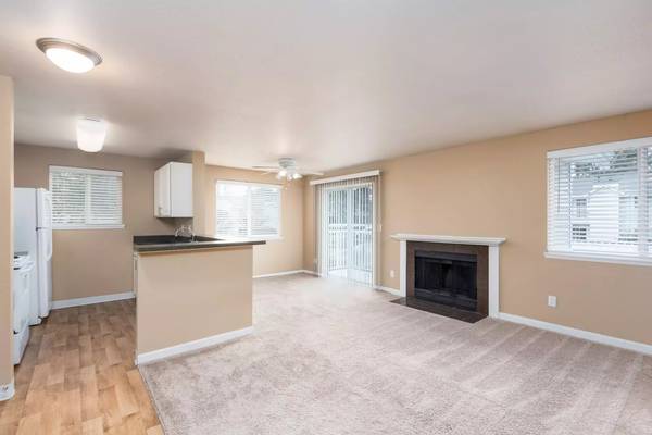 $2,470 / 2br - 975ft2 - Live the garden lifestyle at Springfield! Beautiful community (Renton - Riverview Park)63885127990273123