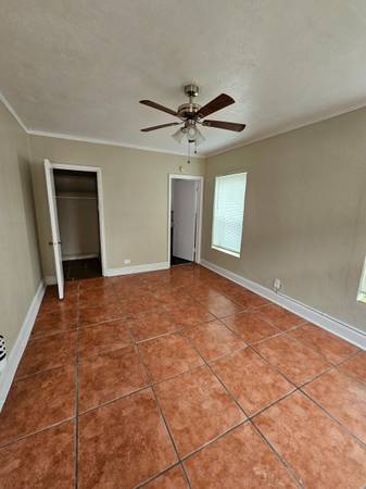 $650 / 1br - $650 - Studio Apartment near Downtown/Bay (Corpus Christi)64036541383810122