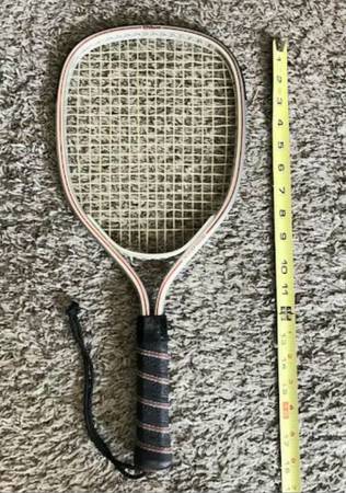 Wilson Aggresor Raquet 1