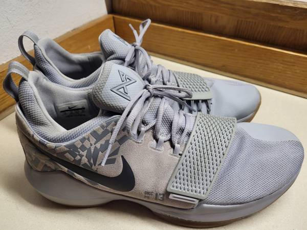 Nike Superstición - $25 (Everson)62925967671171122