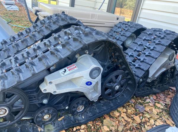 Polaris Prospector Pro tracks 1