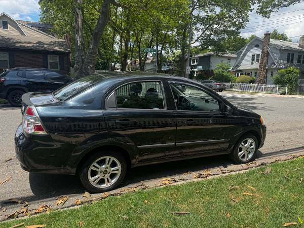 2011 Chevy Aveo LS runs great Looks beautiful - $2,300 (Staten island)63614067996545122