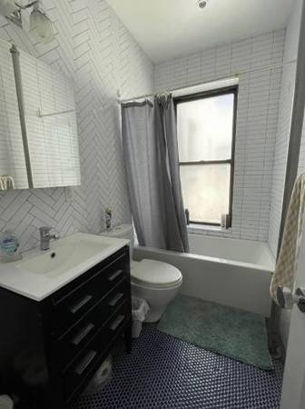 $980 / 4br - Habitación disponible en alquiler en Park Slope (Park Slope)63661187635969122