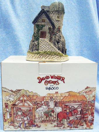 David Winter Collectible The Observatory D0821 1