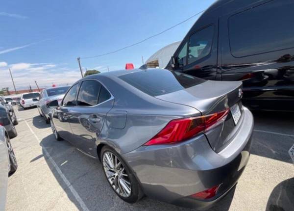 2018 LEXUS IS 4DR SEDAN - $18,988 (818- 841-6100) (North Hollywood))63470047346817123