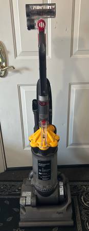 Dyson Vacuum 1