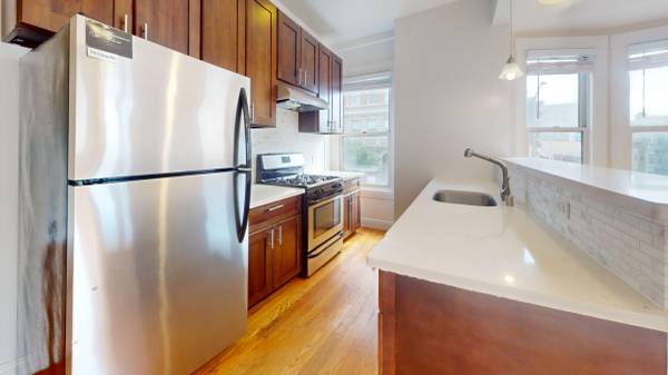 $5,345 / 2br - Spacious Corner Updated Bright 2BR/1BA Laundry In Unit Lafayette Park (pacific heights)64000754497283120