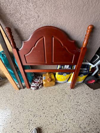 Twin Bed Headboard 1