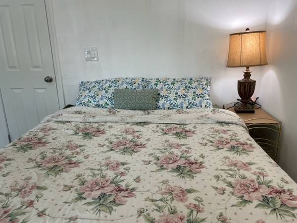 $50 / 1br - 110ft2 - New remodeled  Nice Bedroom in single house near APPLE (san jose west)63946804476547120