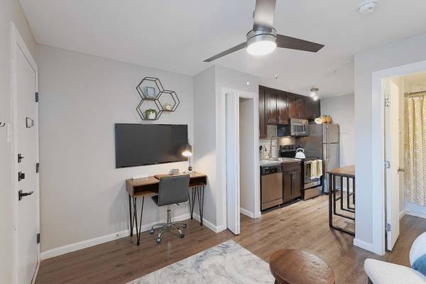 $695 / 222ft2 - Estudio 1/BA, Ascensor, Estación de Lavado para Mascotas (8300 North Interstate Highway 35, Austin, TX)63979117521283120