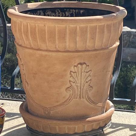 LARGE ITALIAN PLANTER AND SAUCER - LIKE NEW 1