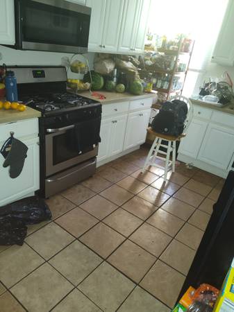 $950 / 2br - 1375ft2 - Home master bedroom for Rent ! (oakland downtown)63933766567682121