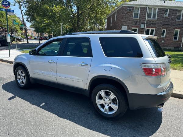 2012 GMC Acadia - $2500 (Brooklyn)63470771382017121