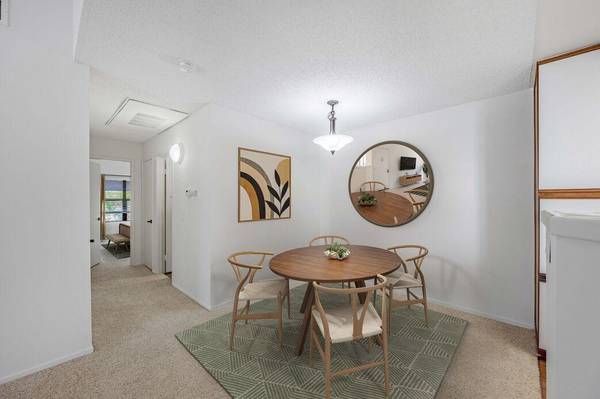 $2,300 / 1hab - 740ft2 - Conexiones para lavadora/secadora, dos spas, aire acondicionado, área de juegos63800428276737120