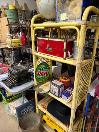 nice items Antiques In Moore this weekend 1