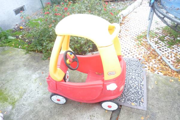 Little Tikes push Car 1