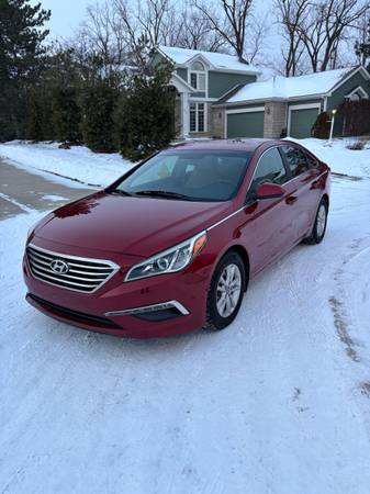 2015 Hyundia Sonata SE 1