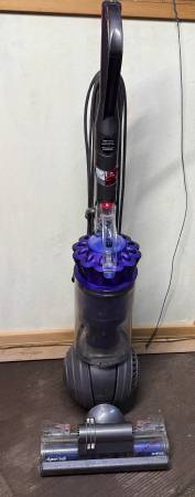 Dyson Big Ball Animal Bagless Corded Upright Vacuum 1