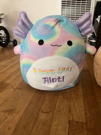 14” Axolot Squishmallow 1