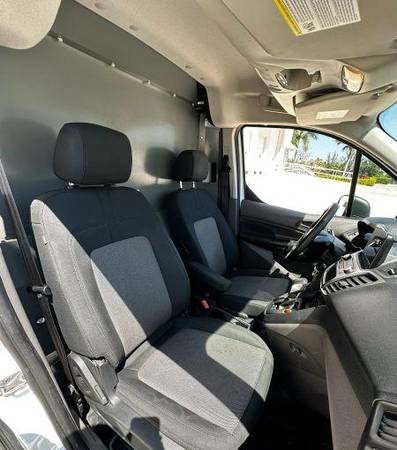 2020 Ford Transit Connect - Photo 13