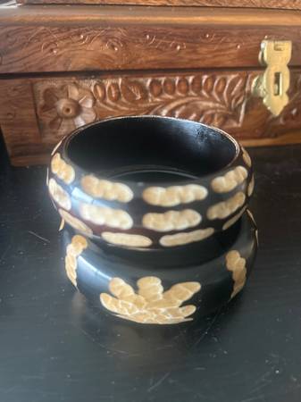Wooden bangles set 1