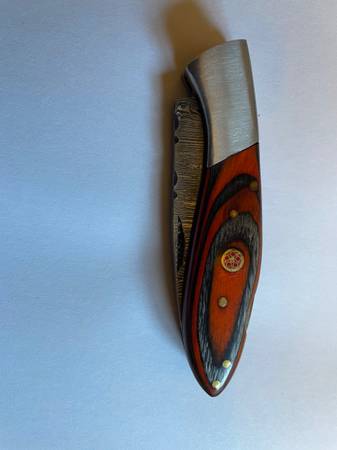 Folding Knife Damascus blade 1