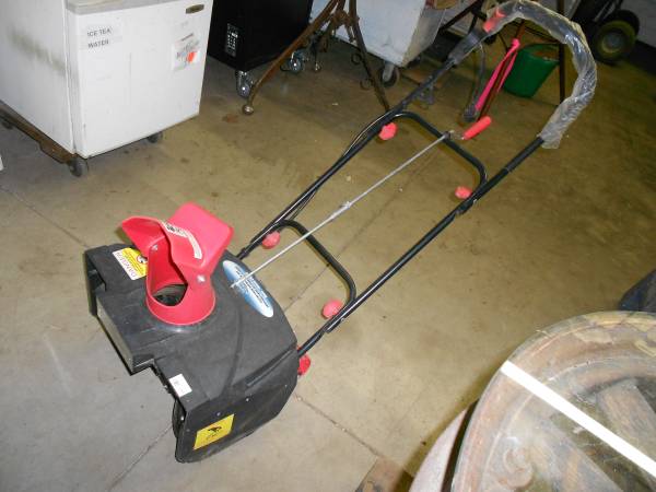 SnowJoe Max snowblower 1