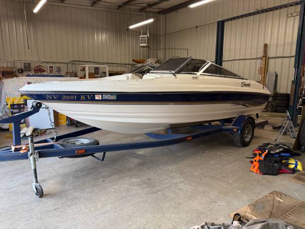 2003 Ski boat 1