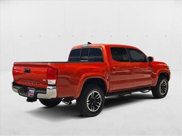 2017 Toyota Tacoma SR5 Cabina Doble - $23,591 (Llame al *(727) 591-4706* para confirmar disponibilidad al instante)63443010841473124
