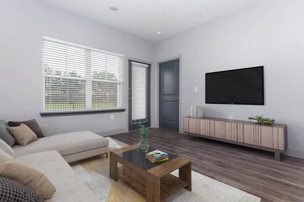 $1,187 / 1br - 676ft2 - 🎉 Move-In Special at Freehill Street Lofts! 🎉 (10742 Freehill Street)63924170916226122