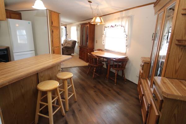 $53,900 / 2br - 1120ft2 - 1993 Rollohome 16 x 70 Mobile Home + 1.5 Car Garage (Sheboygan)63813311562369122