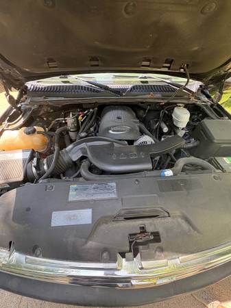 Suburban Chevy 2005 - $480063613550860163124