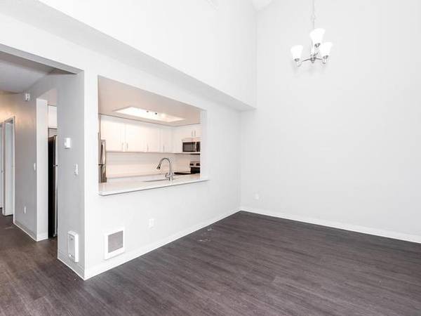 $1,497 / 2br - 950ft2 - Gestión y mantenimiento profesionales en el lugar, balcones y patios (Clackamas)63842023806977120