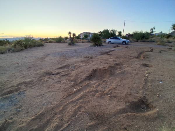 $500 / 10000ft2 - RV Live-in Spot Available Golden Valley near Kingman (Golden Valley)63383084640001123