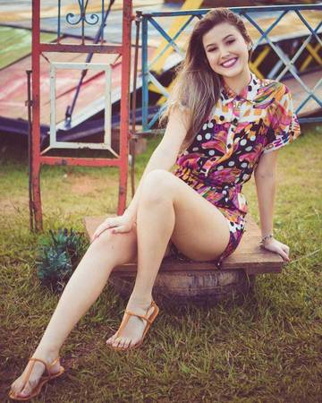 Professional Female Therapist, Relaxing and Thai Massage Therapy 1