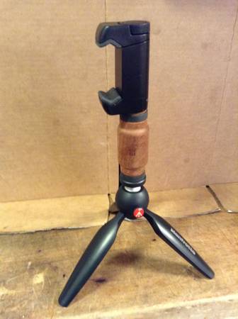 Manfrotto MTPIXI-B PIXI Mini Tripod with Shoulderpod New 1