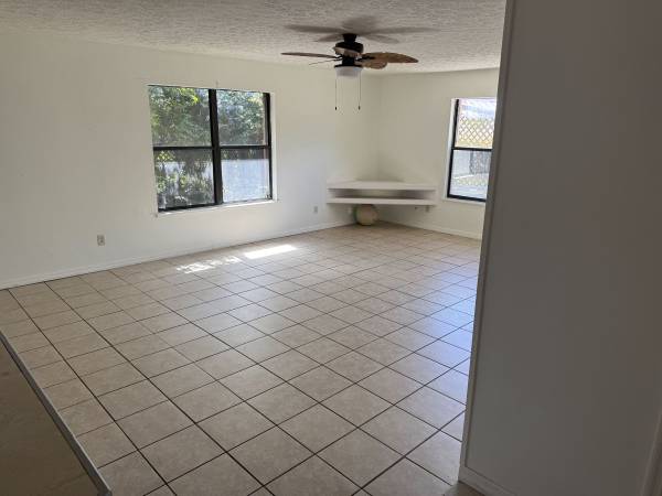 $3,000 / 3br - 2460ft2 - 3/2 house for rent 3000 (Port st lucie)63799934086529124
