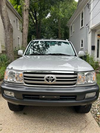 2006 Toyota Landcruiser 100 Series - $12,000 (259k miles) - $12,000 (Mount Rainier)63435233616001121
