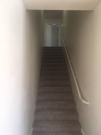 $2,150 / 3br - 1021ft2 - Comfortable 3 BD 1 BA for rent in quiet Anchorage community (Anchorage - Close to JBER)64004785410945121