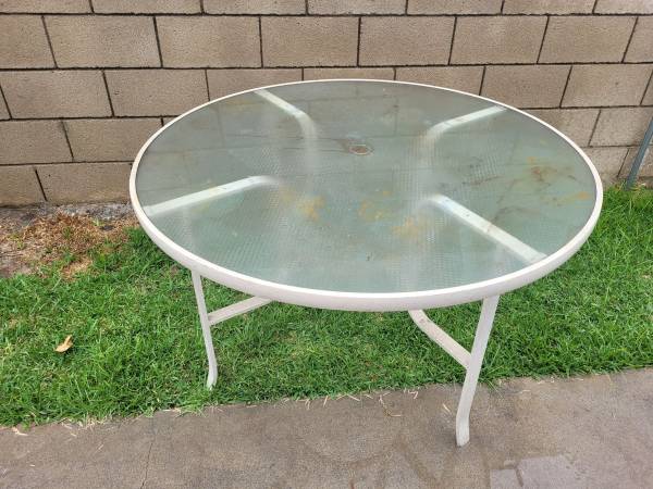 Patio Table 48" 1