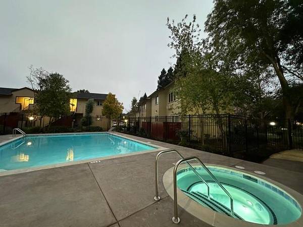 $2,249 / 2br - 900ft2 - Distribuciones Espaciosas, Admite Mascotas, Ubicación Ideal (santa rosa)63658029718915121