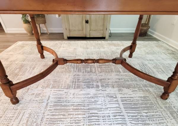 VINTAGE HEYWOOD-WAKEFIELD TABLE W/ DRAW LEAF EXTENSIONS + 4 CHAIRS - $1,950 (Daphne)63471045348993124