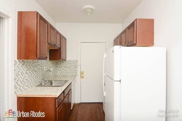 $1,500 / 1br - 800ft2 - Radiant 1 Bedroom, 1 Bath in Uptown, Available: 9/15/2025 (Uptown)63781678361345122