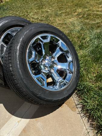 275/55x20 WHEELS AND TIRES 1
