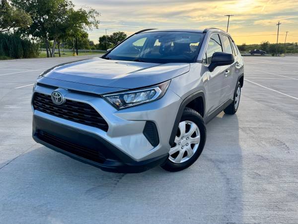 2021 Toyota RAV4 - ✅facil financiado ✅ - $20,850 (south austin)63439432738307122