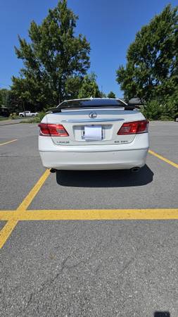 2012 Lexus ES350 - $9,99963442679070081123