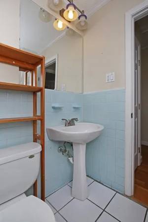 $680 / 1br - Impeccable 1 Bedroom/1 Bath Apartment Close to Methodist Hospital (1247 Snyder Ave #2 Philadelphia, PA)64046033619330122